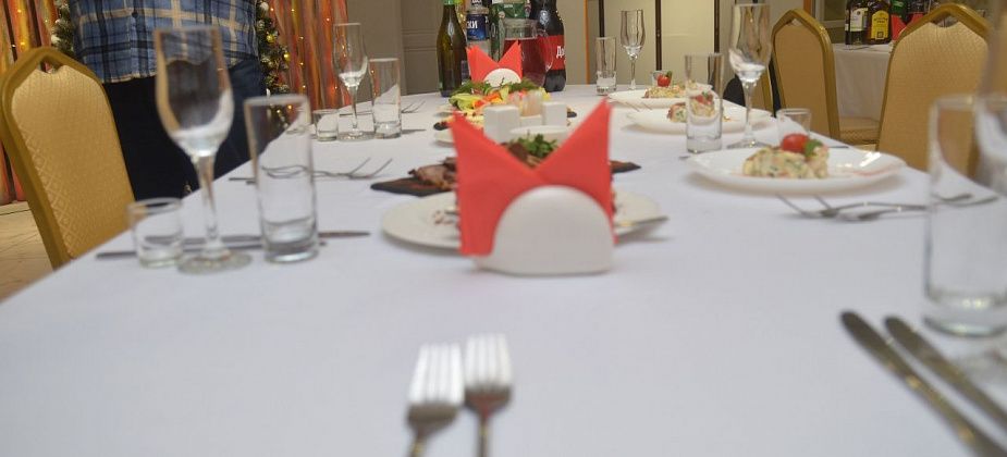 Горожанину запретили посещать массовые мероприятия, кафе и рестораны