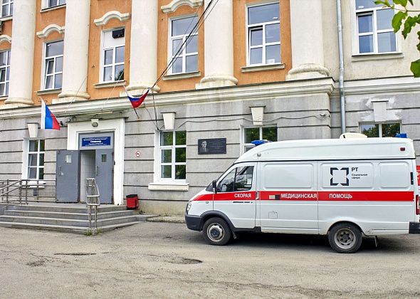 Горожанка благодарит хирурга
