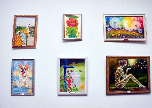 Выставка масляной живописи Ирины Ермолиной открылась в центральной библиотеке