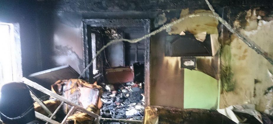 После пожара госпитализировали мужчину в тяжелом состоянии