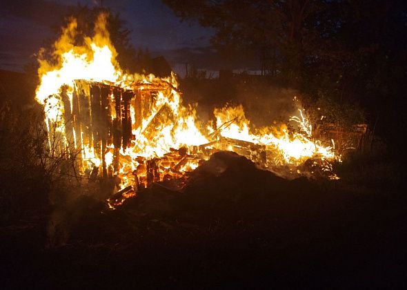 В районе Медного Рудника произошло два пожара