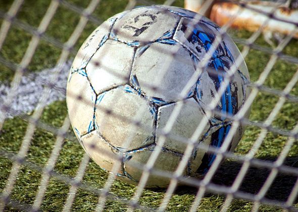 В Краснотурьинске стартует футбольный сезон на большом поле