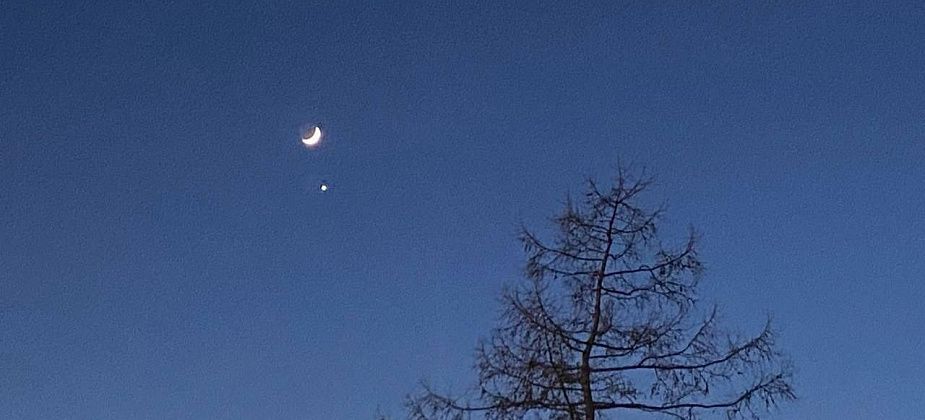 В ночь на 6 апреля можно будет наблюдать сближение на небе Марса и Луны