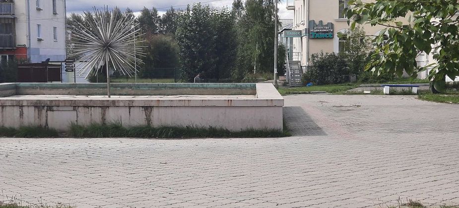 Скоро заработает один из фонтанов на площади 
