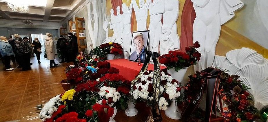 Депутат Госдумы повесил на Конжаке табличку в память о Сысоеве