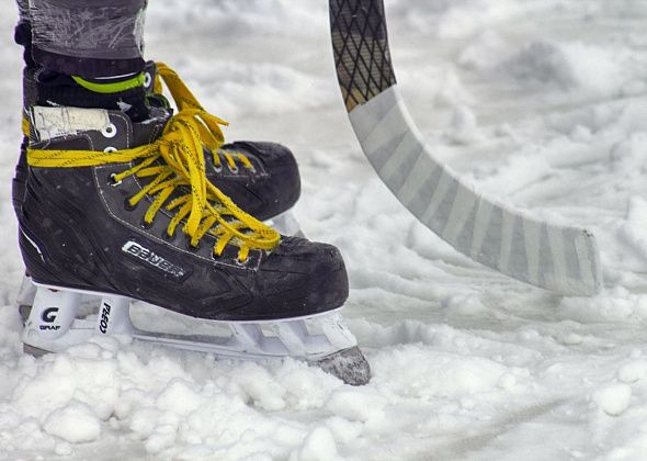 «Маяк» забил «Сибсельмашу» семь мячей, но пропустил 17 