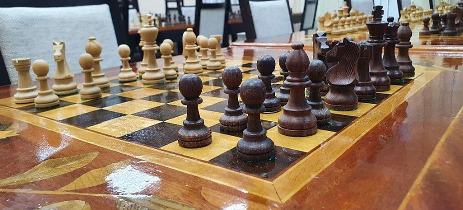 В Краснотурьинске прошел турнир по шахматам, посвященный месячнику пожилого человека 