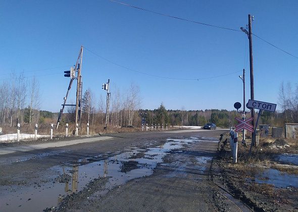 «Убиваю ходовую»: водитель о разбитом переезде на Медной Шахте