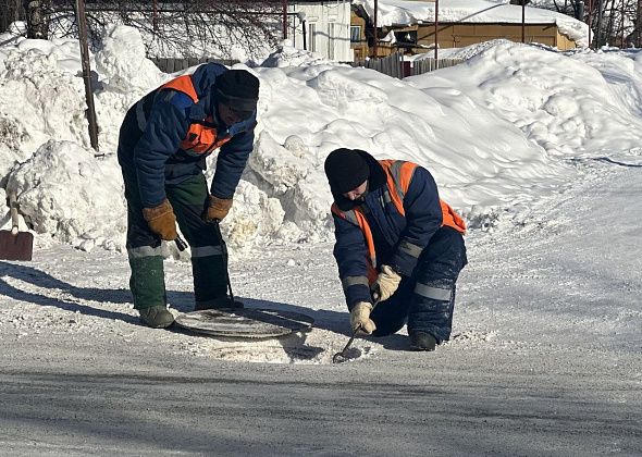 Коммунальщики просят горожан сообщать об открытых люках