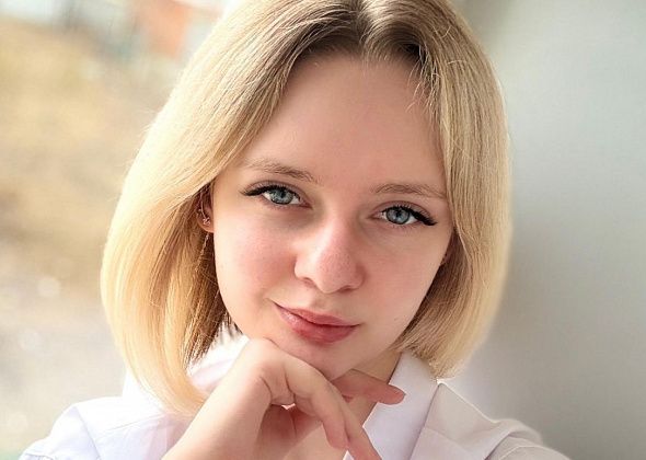 Елизавета Лобова стала первой стобалльницей 2026 года в Краснотурьинске