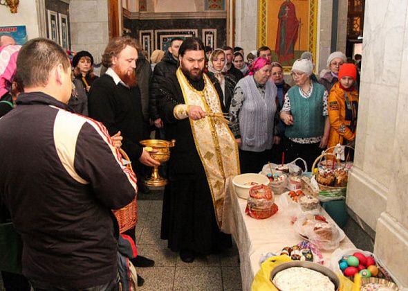 В Краснотурьинске освятят пасхи, яйца и куличи