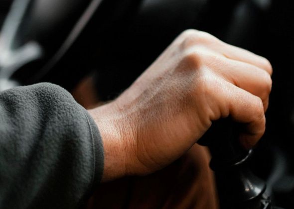 У краснотурьинца, который попался с наркотиком, забрали машину и телефон