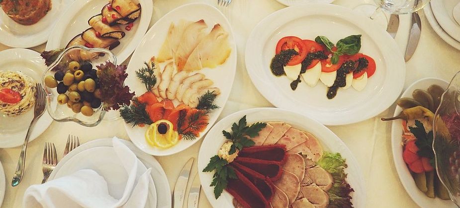 Новогодняя кухня: сколько "проживет" оливье?