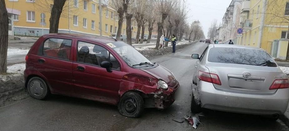 Пенсионер устроил два ДТП и попал в больницу
