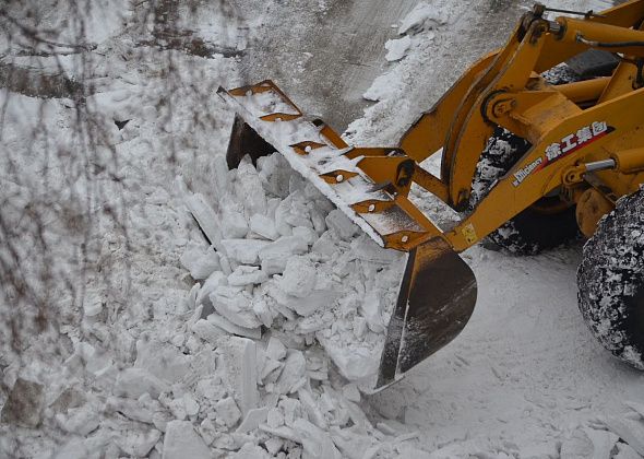 На очистку Краснотурьинска от снега выйдут грейдеры и погрузчики