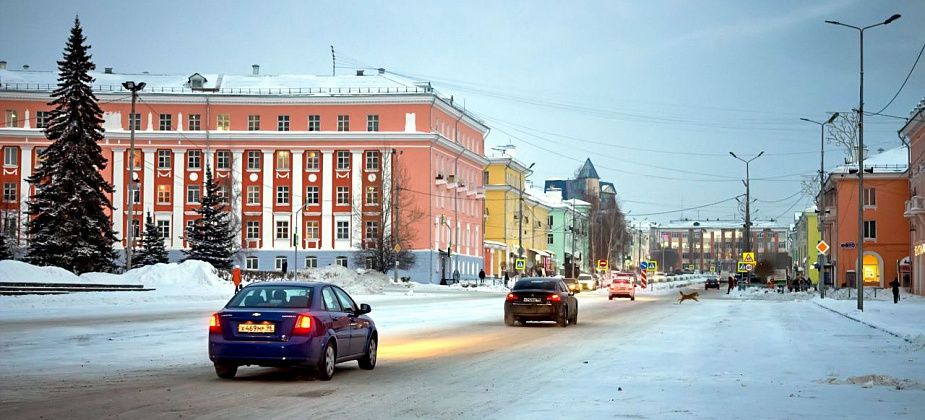 Скоро власти закроют площадь для авто
