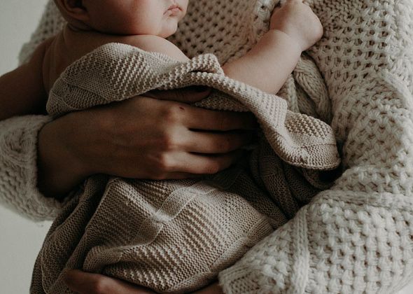 Стать мамой: три истории о трудностях и радостях материнства