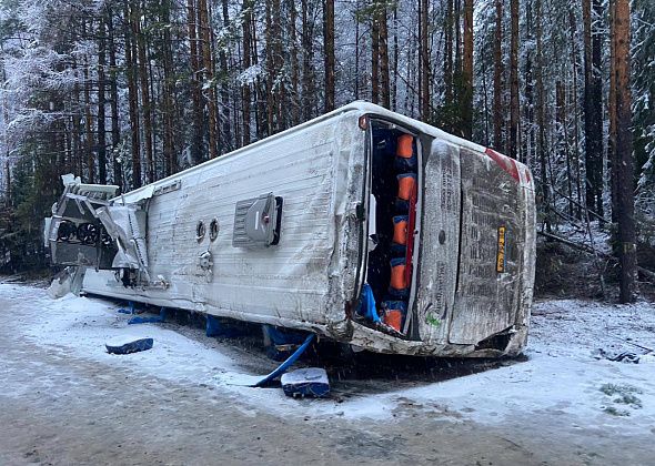 Два человека, пострадавших в ДТП с автобусом под Екатеринбургом, остаются в больнице