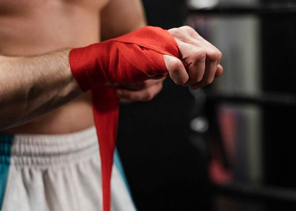 Две бронзы привезли спортсмены из Краснотурьинска с окружного первенства по ММА