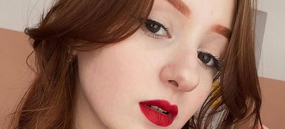 «Переживала, что за 11-е задание 0 поставят». Одной из первых стобалльников стала Алина Ланенкина