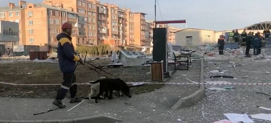 Во Владикавказе произошел мощный взрыв в супермаркете "Магнит"