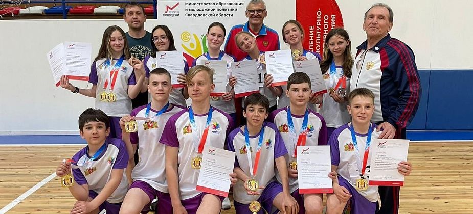Команда школы №19 стала первой в области на «Президентских состязаниях» 
