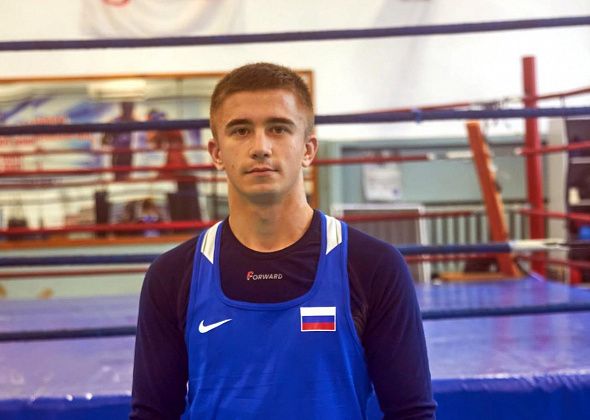 Воспитанник краснотурьинской школы бокса одержал победу в Екатеринбурге