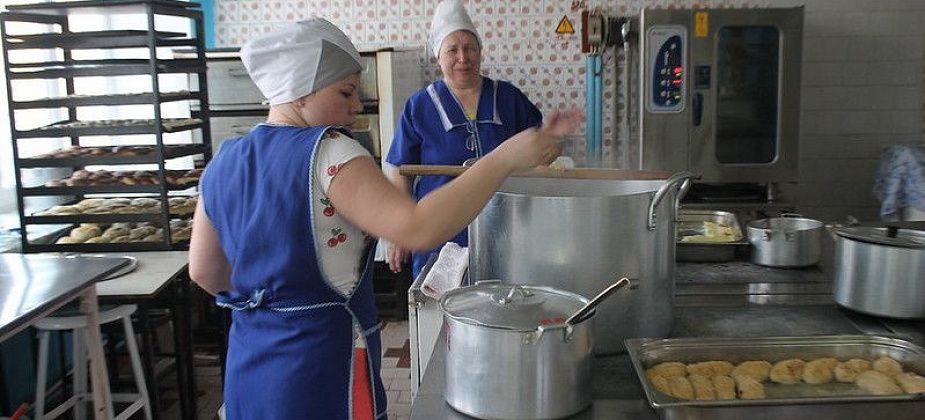 33 миллиона рублей израсходуют на питание школьников