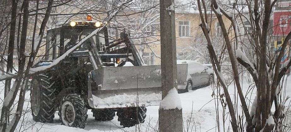 Расчисткой проездов во дворы займется местный предприниматель