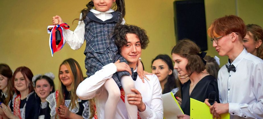Последние звонки и торжественные линейки в школах Краснотурьинска пройдут 20 мая