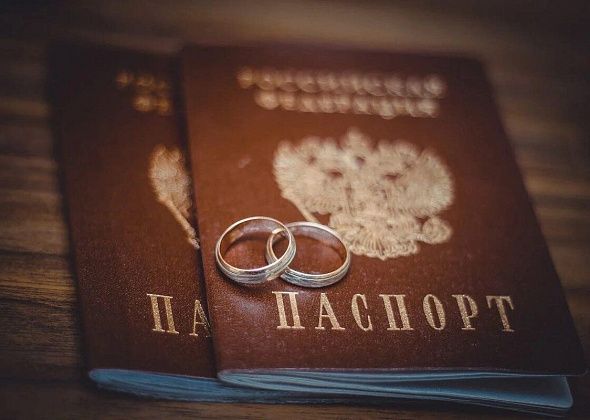 Суд расторг фиктивный брак краснотурьинца и уроженки Таджикистана