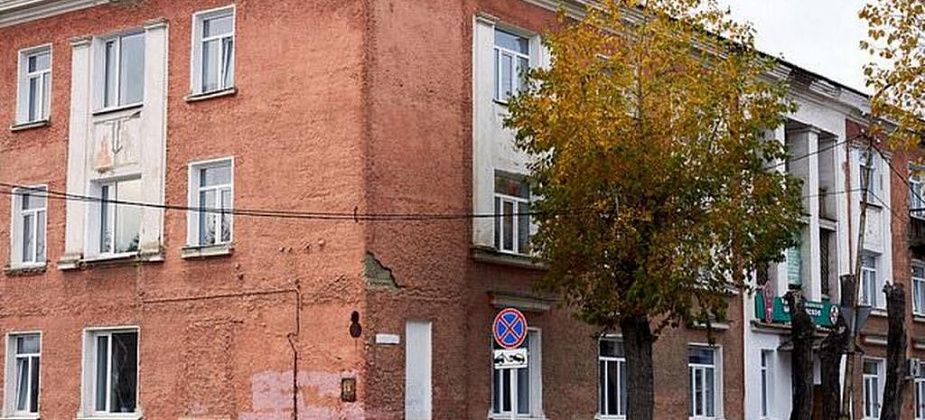 На охране медколледжа сэкономили почти 2,5 миллиона