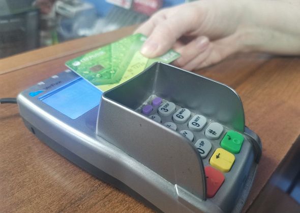 Пенсионера судят за траты с чужой банковской карты 