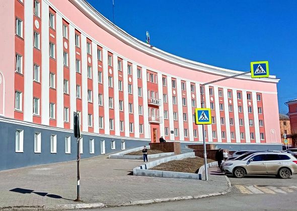 Краснотурьинцев предупреждают о мошенниках, приглашающих на ложные мероприятия для участников СВО