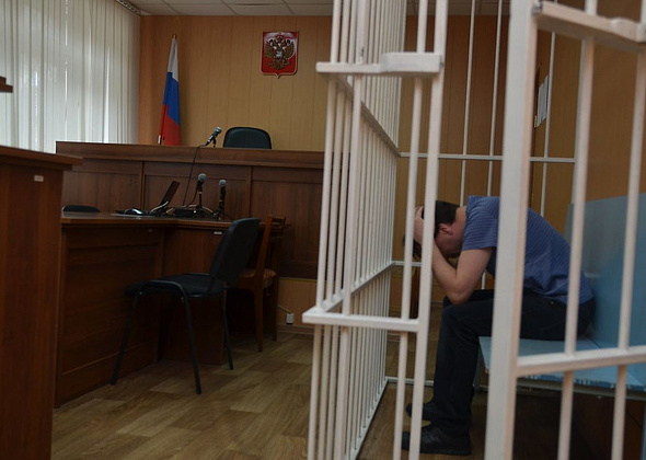 Мужчина избил знакомую ножкой табуретки и получил срок