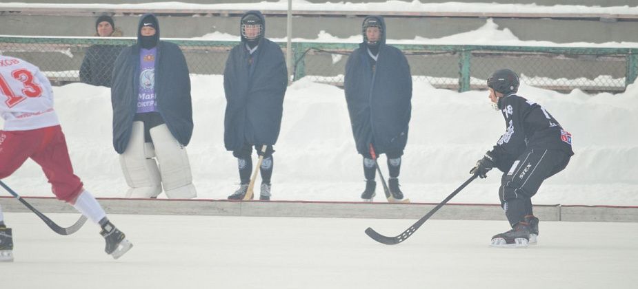 «Маяк» из Краснотурьинска с победы стартовал в финале Высшей лиги в Иркутске