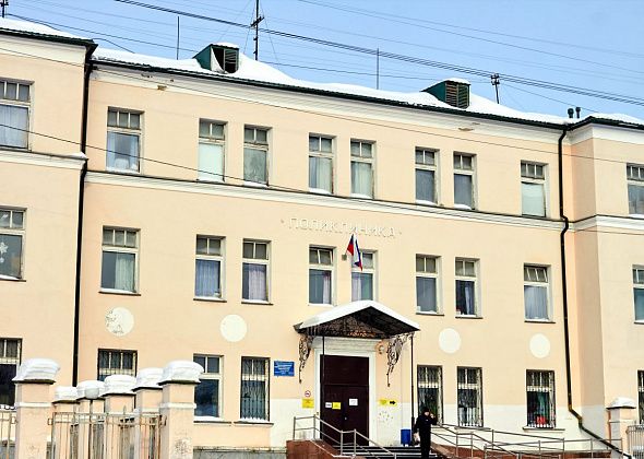Стал известен график работы медицинских учреждений в майские праздники