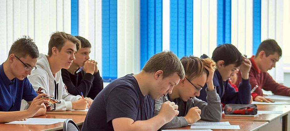 Краснотурьинские школьники послезавтра уйдут на каникулы. Родителей просят быть внимательнее