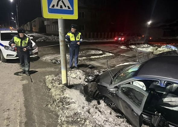 В больнице рассказали о состоянии мужчины, который пострадал в ДТП в Карпинске