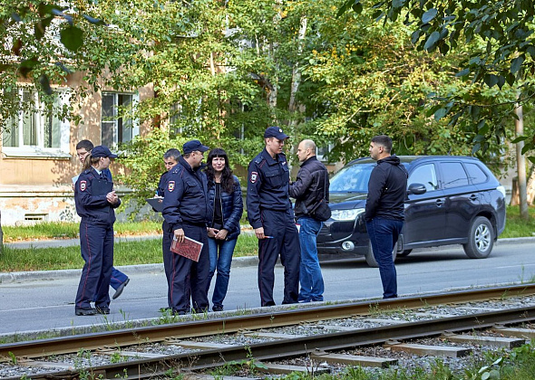 В Краснотурьинске начали процесс над 41-летним мужчиной, расстрелявшим жилой дом и полицию