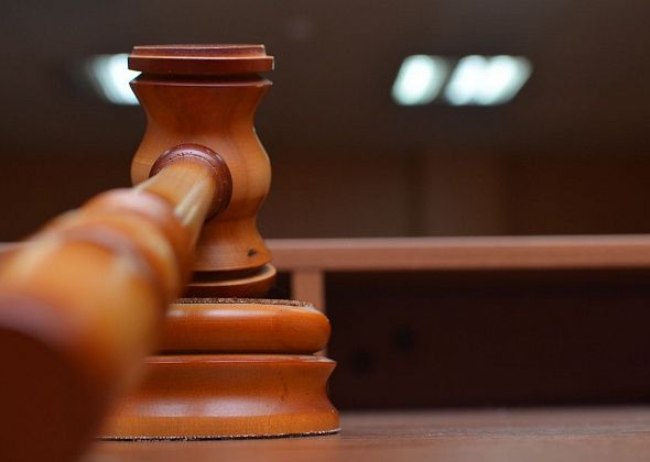 Работник требует 1,2 миллиона рублей за две производственные травмы