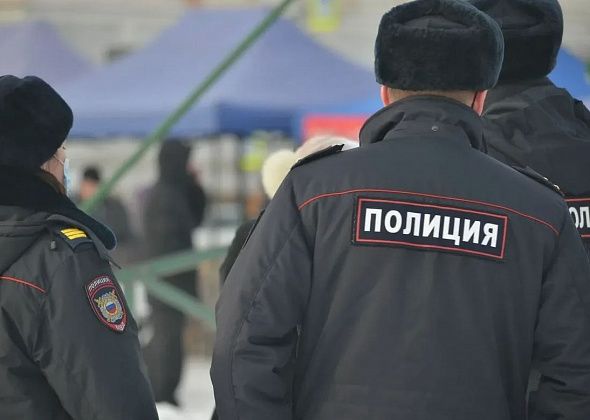 Наказали горожанина, обворовавшего отца, который вернулся с СВО