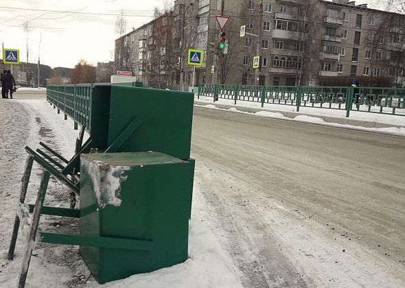 В Краснотурьинске недосчитались восьми уличных урн