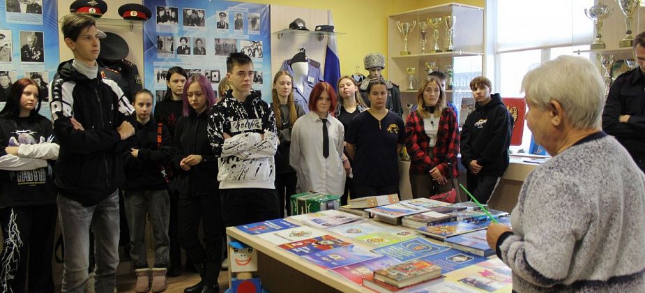 Полицейские рассказали студентам о службе в правоохранительных органах