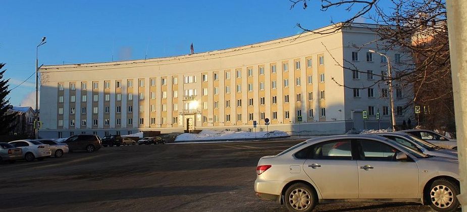 Бюджетникам Краснотурьинска повысили заработную плату
