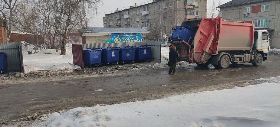 С предпринимателя взыскали более 45 тысяч рублей задолженности за вывоз мусора