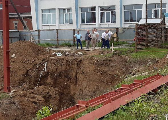 В Краснотурьинске приостановили строительство “губернаторского” Центра бокса