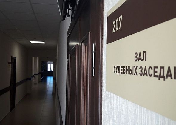 В Краснотурьинске будут судить пенсионера, зарезавшего своего гостя