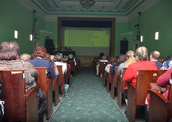 Заседание Думы пройдет после отчета мэра в ГДК. Сегодня глава выступит перед жителями