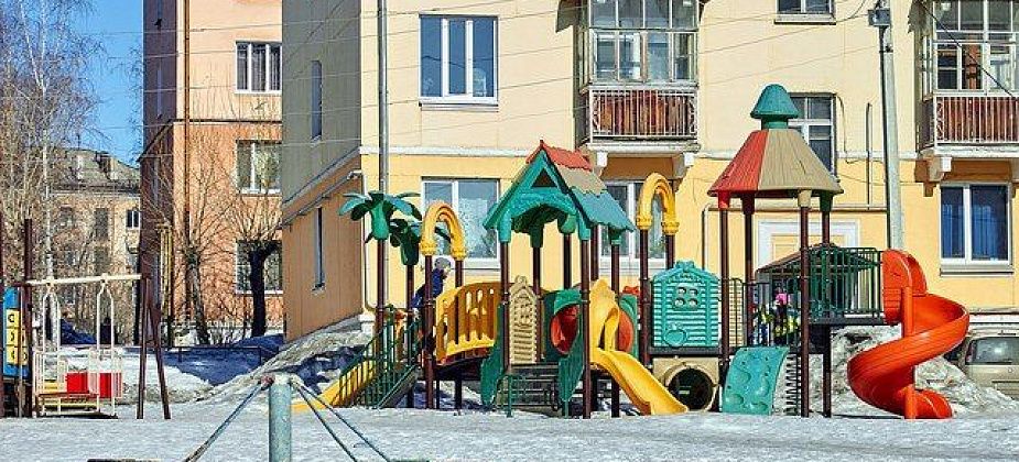 Место для детской площадки на Медном Руднике определено, но все зависит от жителей